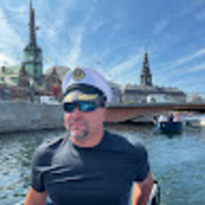 Meet your Posher, Scott